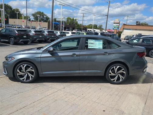 2025 Volkswagen Jetta 1.5T SEL