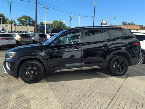 2024 Volkswagen Atlas 2.0T SEL