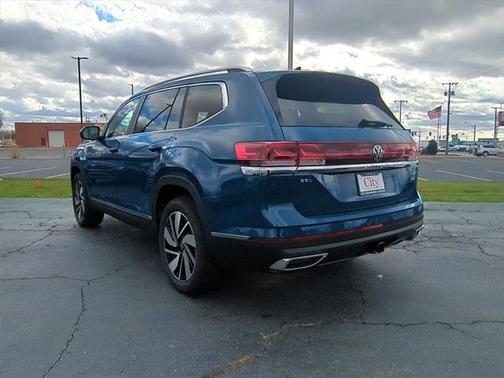 2025 Volkswagen Atlas 2.0T SEL