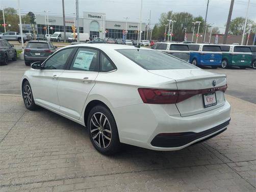 2025 Volkswagen Jetta 1.5T SE