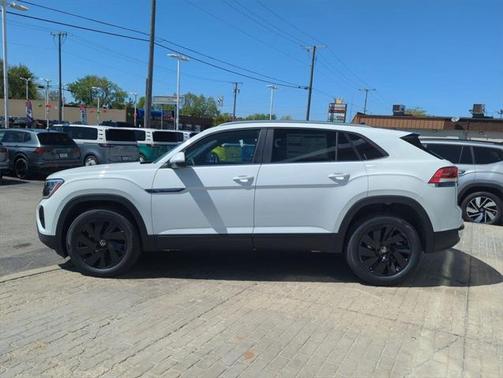 2025 Volkswagen Atlas Cross Sport 2.0T SE w/Technology 4MOTION