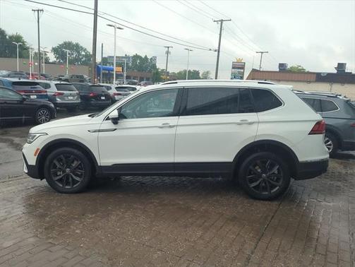 2022 Volkswagen Tiguan 2.0T SE 4MOTION