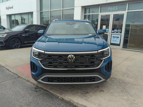 2025 Volkswagen Atlas Cross Sport 2.0T SE w/Technology 4MOTION