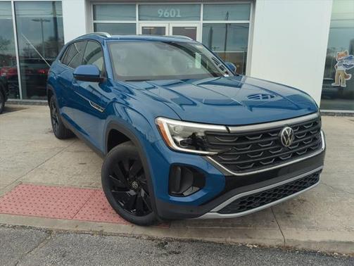 2025 Volkswagen Atlas Cross Sport 2.0T SE w/Technology 4MOTION