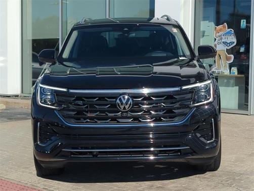 2025 Volkswagen Atlas 2.0T SEL Premium R-Line 4MOTION
