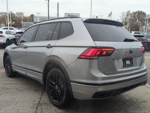 2022 Volkswagen Tiguan 2.0T SE R-Line Black 4MOTION