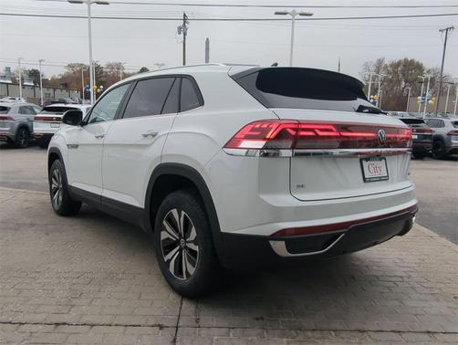 2024 Volkswagen Atlas Cross Sport 2.0T SE
