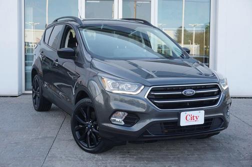 MAGNETIC METALLIC 2018 Ford Escape SE