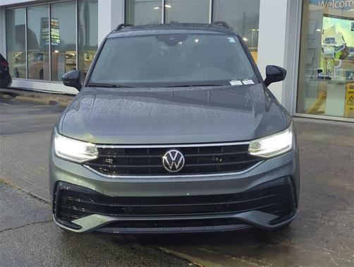 2024 Volkswagen Tiguan 2.0T SE R-Line Black