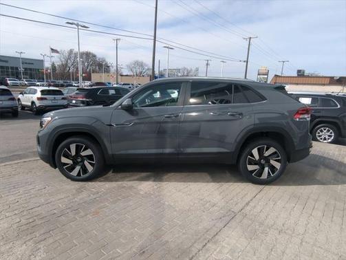 2025 Volkswagen Atlas Cross Sport 2.0T SE w/Technology 4MOTION
