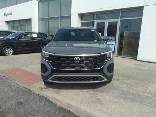2025 Volkswagen Atlas Cross Sport 2.0T SE w/Technology 4MOTION