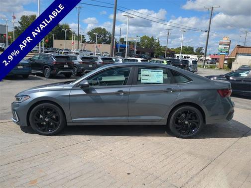 2025 Volkswagen Jetta 1.5T SE