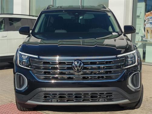 2024 Volkswagen Atlas 2.0T SE w/Technology 4MOTION