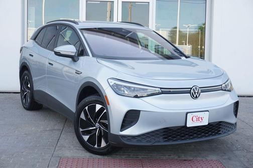 Scale Silver Metallic 2022 Volkswagen ID.4 AWD Pro