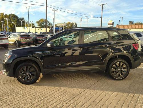 2024 Volkswagen Taos 1.5T S