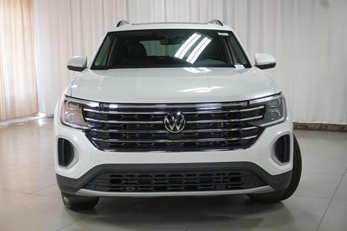 2026 Volkswagen Atlas 2.0T SE w/Technology 4MOTION