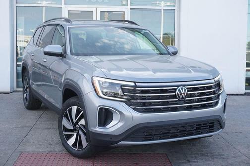 Silver Mist Metallic 2026 Volkswagen Atlas 2.0T SE w/Technology 4MOTION