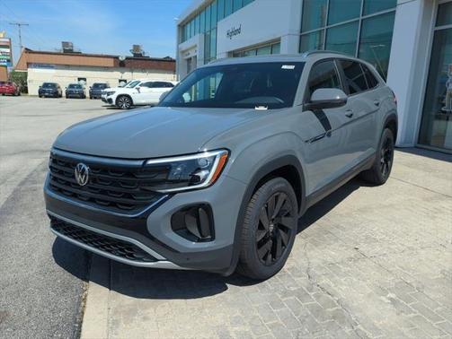2025 Volkswagen Atlas Cross Sport 2.0T SE w/Technology 4MOTION