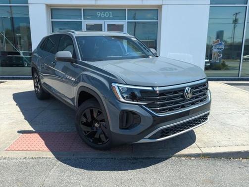 2025 Volkswagen Atlas Cross Sport 2.0T SE w/Technology 4MOTION