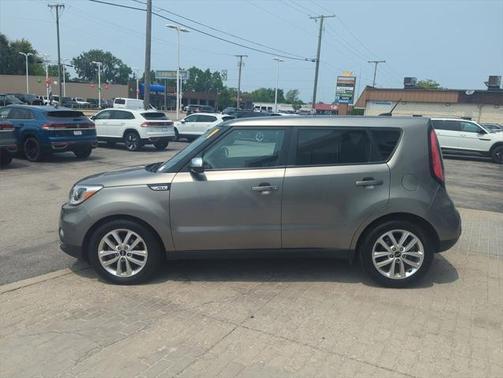 2019 Kia Soul +