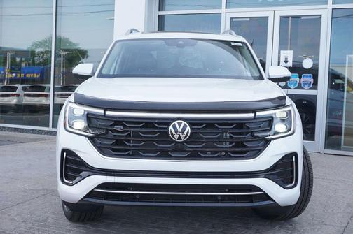 Opal White Pearl 2026 Volkswagen Atlas 2.0T SEL Premium R-Line 4MOTION