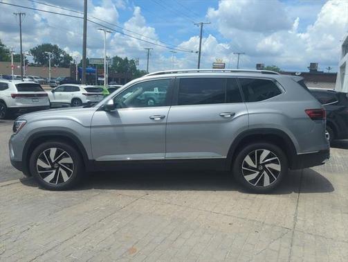 2025 Volkswagen Atlas 2.0T SEL