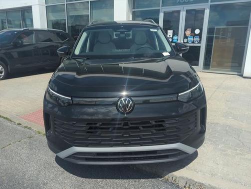 2025 Volkswagen Tiguan 2.0T SE 4MOTION