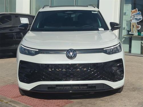 2025 Volkswagen Tiguan 2.0T SE R-Line Black 4MOTION