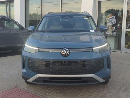 2025 Volkswagen Tiguan 2.0T SE 4MOTION