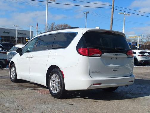 2020 Chrysler Voyager LXI