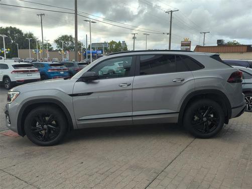 2026 Volkswagen Atlas Cross Sport 2.0T SEL