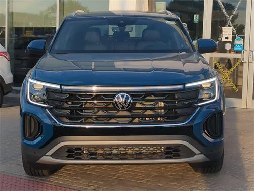 2026 Volkswagen Atlas Cross Sport 2.0T SE w/Technology 4MOTION