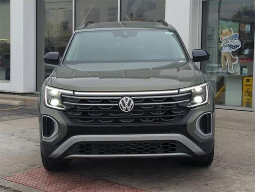 2026 Volkswagen Atlas Peak Edition