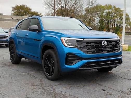 2025 Volkswagen Atlas Cross Sport 2.0T SEL