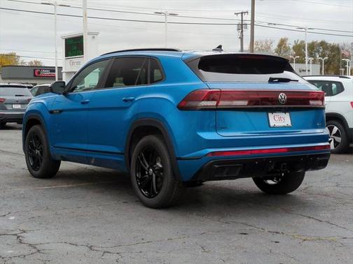 2025 Volkswagen Atlas Cross Sport 2.0T SEL