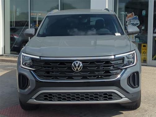 2026 Volkswagen Atlas Cross Sport 2.0T SE w/Technology 4MOTION