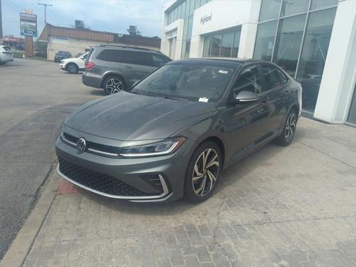 2025 Volkswagen Jetta 1.5T SEL