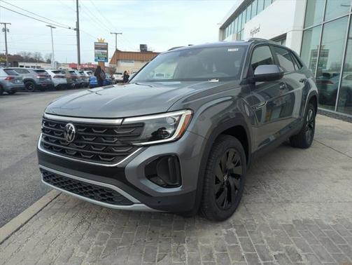2025 Volkswagen Atlas Cross Sport 2.0T SE w/Technology 4MOTION
