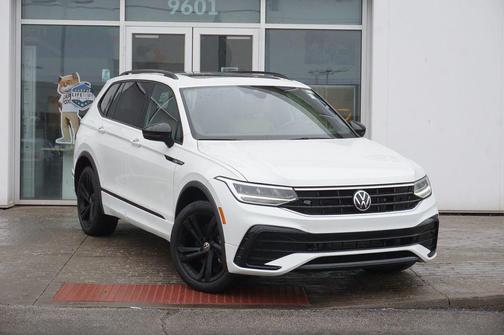 2023 Volkswagen Tiguan 2.0T SE R-Line Black 4MOTION