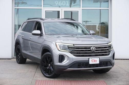 Silver Mist Metallic 2024 Volkswagen Atlas 2.0T SE w/Technology 4MOTION