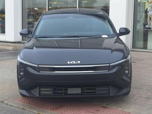 2025 Kia K4 LX