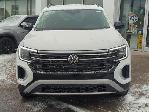 2026 Volkswagen Atlas Peak Edition
