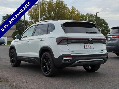 2025 Volkswagen Taos 1.5T SEL
