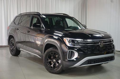 deep black pearl 2026 Volkswagen Atlas Peak Edition