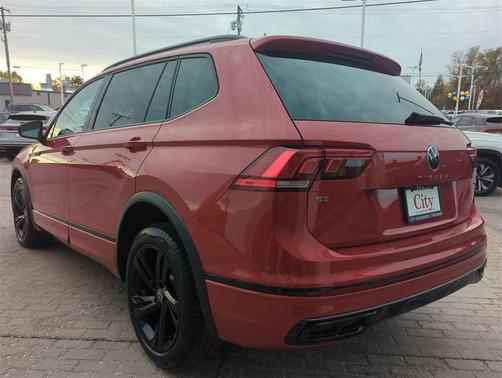 2024 Volkswagen Tiguan 2.0T SE R-Line Black 4MOTION