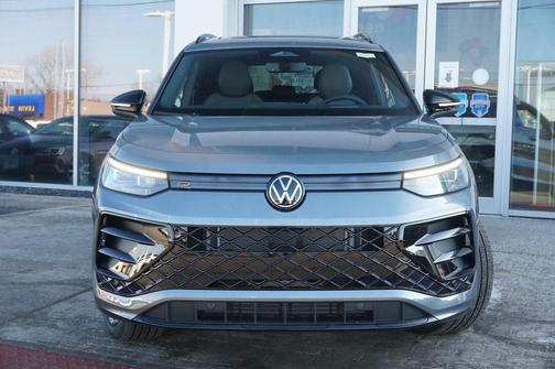 2026 Volkswagen Tiguan 2.0T SE R-Line Black 4MOTION