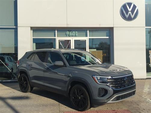 2024 Volkswagen Atlas Cross Sport 2.0T SE w/Technology 4MOTION