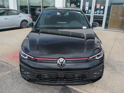 2025 Volkswagen Golf GTI 2.0T SE DSG