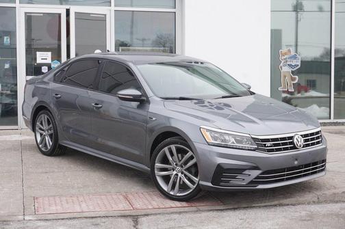 2018 Volkswagen Passat 2.0T R-Line