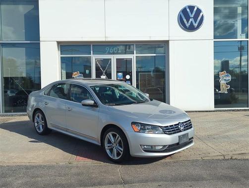 2014 Volkswagen Passat 1.8T Auto SEL Premium